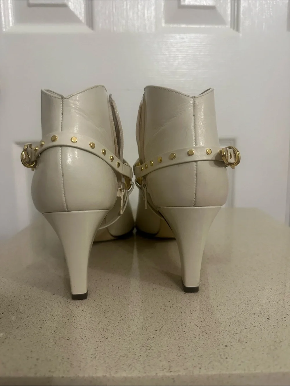 Nine West White Leather Pointed-Toe Ankle Booties – Size 9
